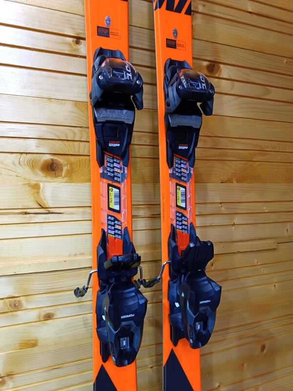 LYŽE VOLKL DEACON 7.2 ORANGE 172CM --MODEL 2024--